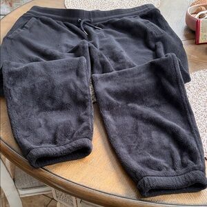 Athleta Women’s Black Fleece Joggers, very soft.  XL/TG
